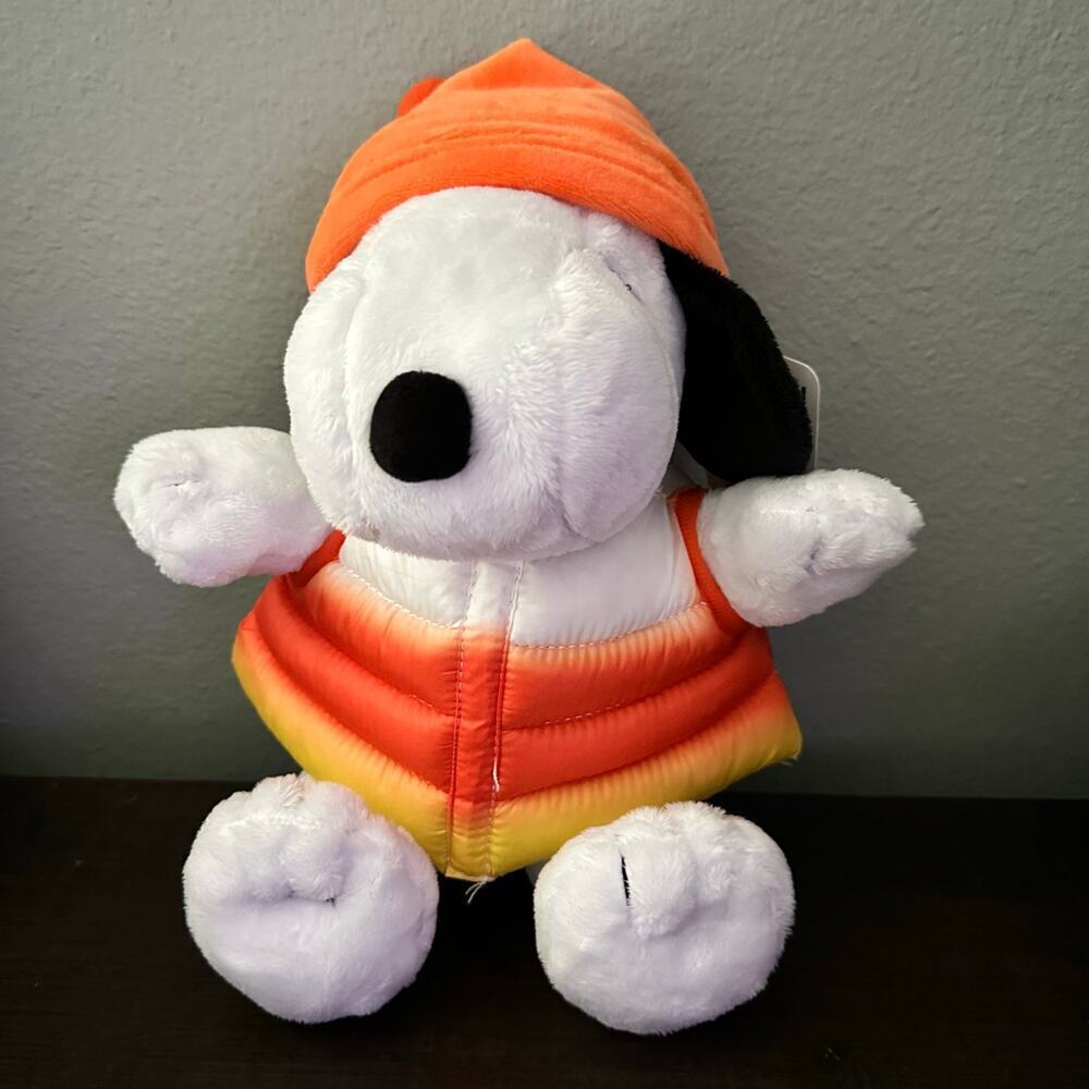 New 2024 Snoopy Candy Corn Puffer Coat Vest 10 In 🎃 CVS TIKTOK VIRAL - Picture 3 of 8